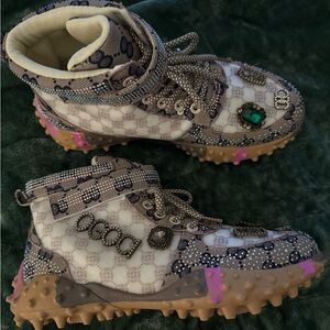 New Embellished Women's Sneakers Sz 8